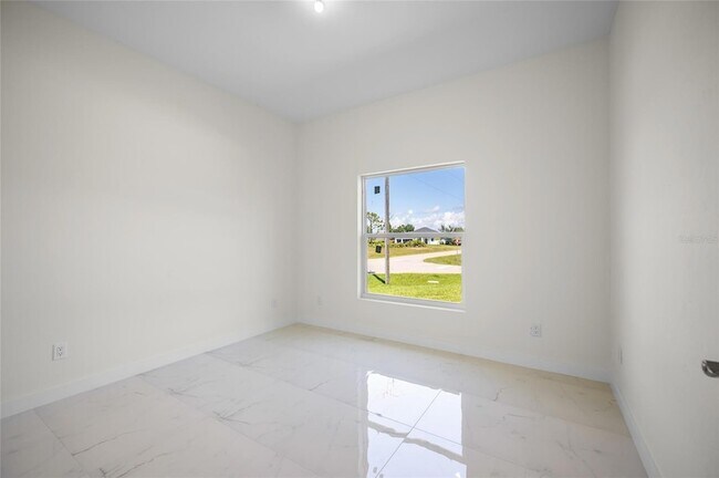 Building Photo - 13 Polar Ct