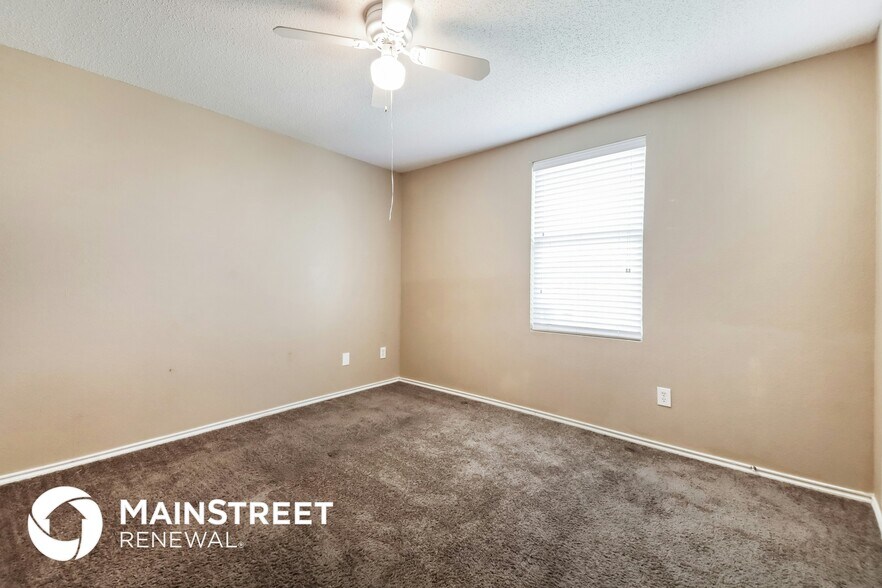 Building Photo - 1332 Nimitz Way