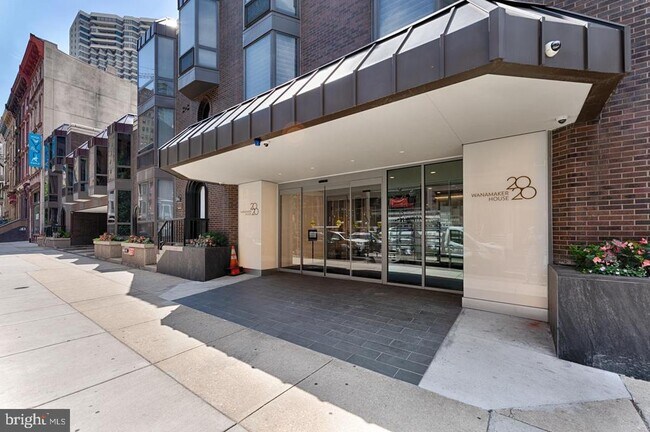 Building Photo - 2020 Walnut St