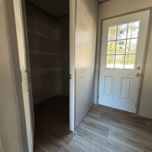 Building Photo - 200 Oakleigh Dr