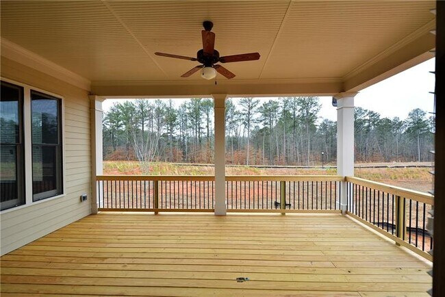 Building Photo - 7200 Grandview Overlook