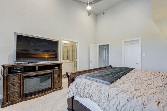 Building Photo - 18732 Centro Main St