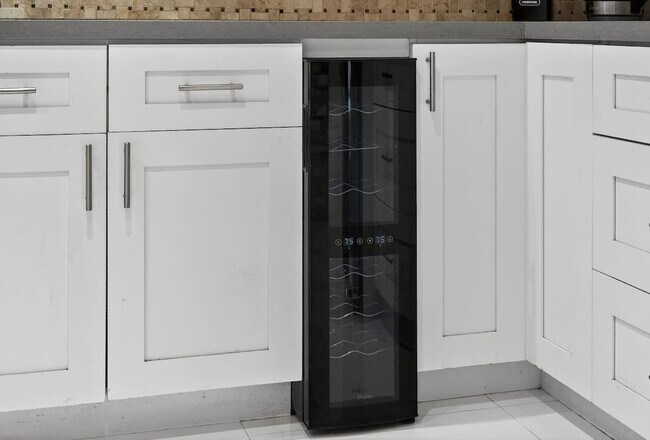 Building Photo - 5161 SW 159th Ct