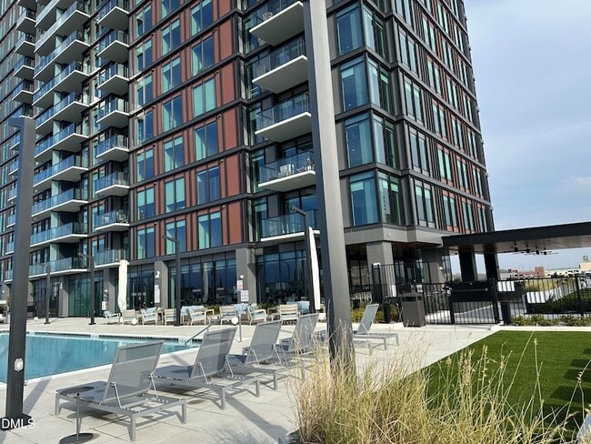 Building Photo - 115 Morris St