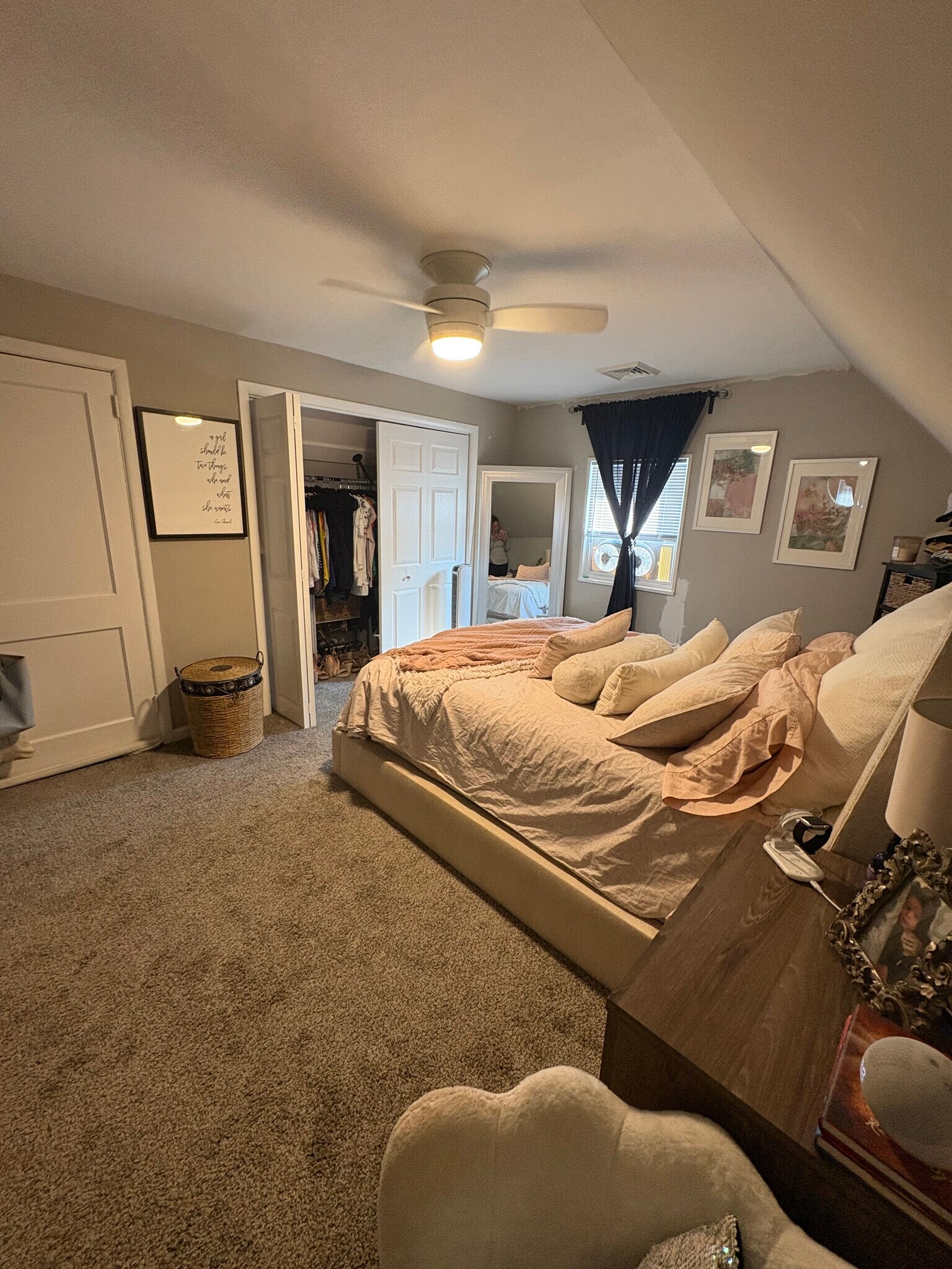 Custom closet - 2609 Armstrong Ave