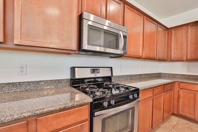 Building Photo - Heart of Queen Creek 5 bed/3 bath Home w/ ...