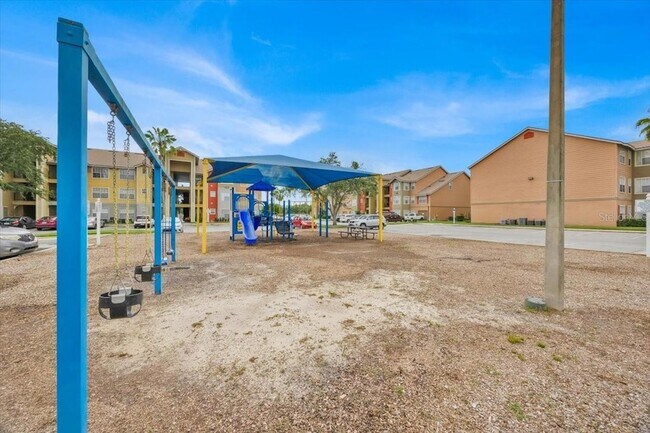 Building Photo - 2212 Grand Cayman Ct