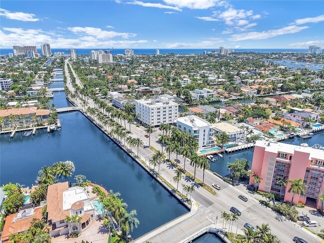 Building Photo - 1770 E Las Olas Blvd