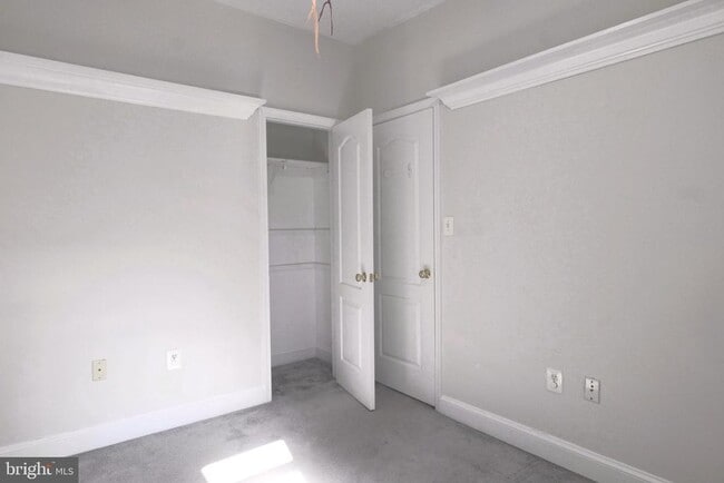 Building Photo - 128 Thomas St NW