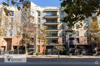 Building Photo - ***HEART OF EAST VILLAGE! STUNNING 2BEDS 2...