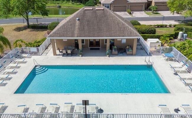 Building Photo - 6502 Sedgeford Dr