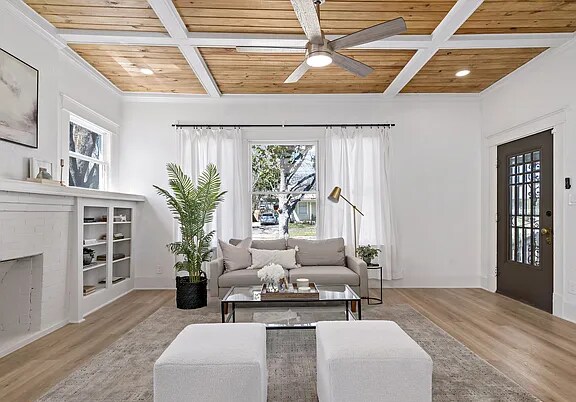 Building Photo - 506 E Evergreen St