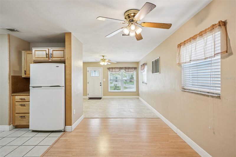 Building Photo - 5825 81st Ave