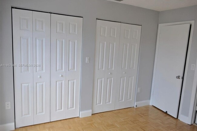 Building Photo - 6100 SW 130th Ave