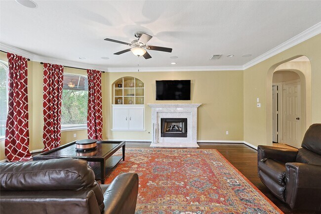 Building Photo - 1415 Meadow Hill Dr