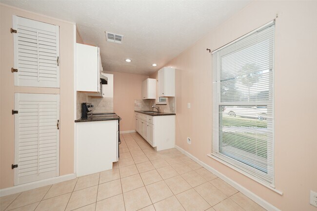 Building Photo - 5227 Ridge Turn Dr