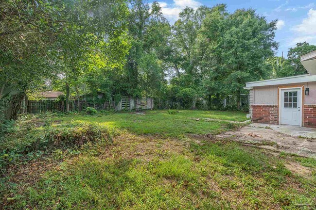 Building Photo - 3211 Torres Ave