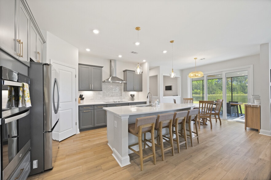 Building Photo - 268 Heron Creek Dr