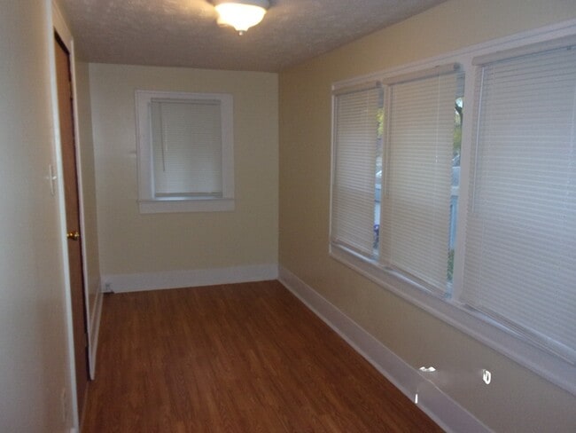 Building Photo - 430 Keenan Ave