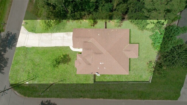 Building Photo - 10572 Twin Oak Dr