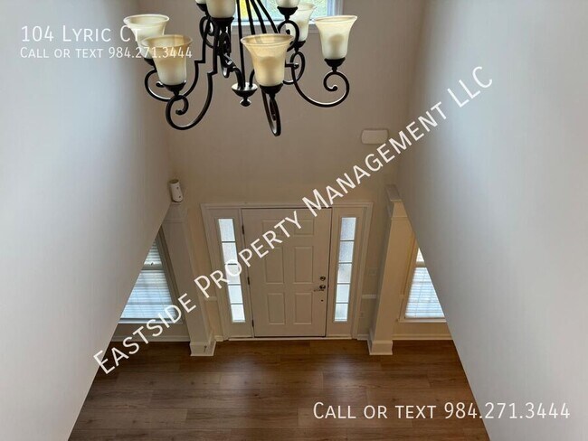 Building Photo - 104 Lyric Ct
