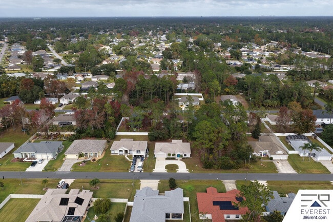 Building Photo - 59 Riverina Dr