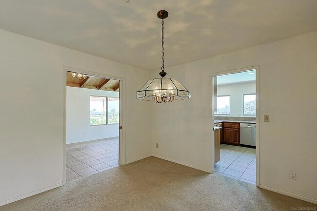 Building Photo - 4346 Mt Helix Highlands Dr