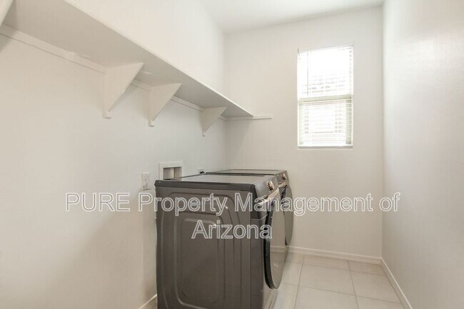 Building Photo - 3769 N 102nd Ave