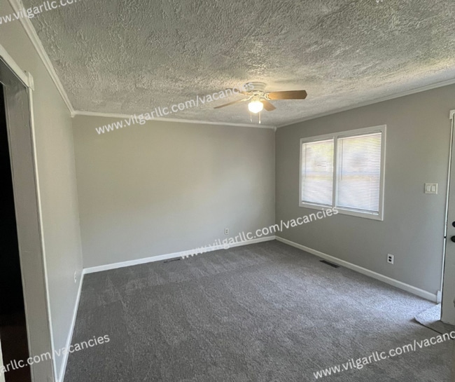 Building Photo - This stunning 4 Bedroom, 1 Bath home in Gary, IN