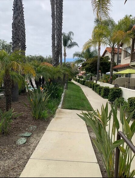 Building Photo - 1460 Rancho Rose Way