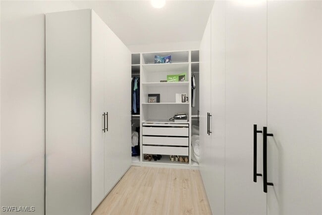 Building Photo - 14978 Summit Pl Cir