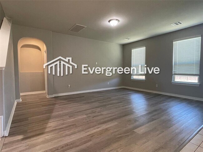 Building Photo - 3605 Molly Dr