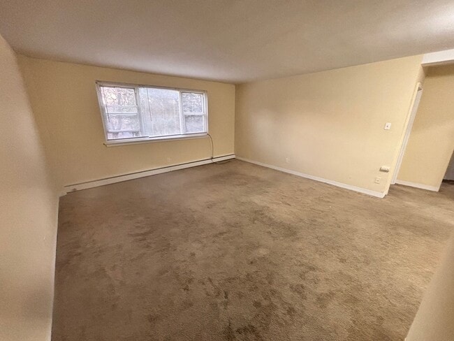 Building Photo - Magnolia Gardens