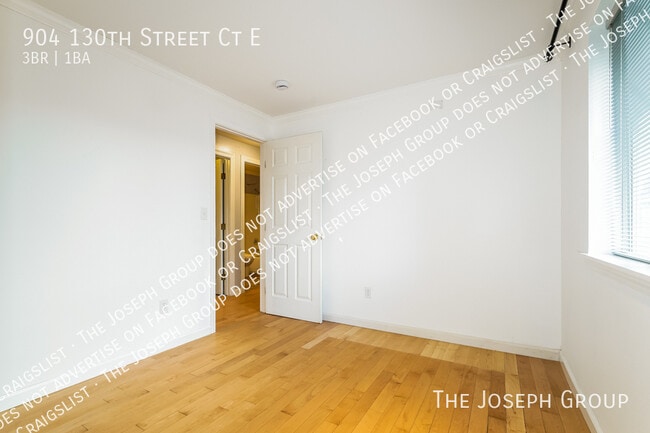 Building Photo - 904 130th St Ct E