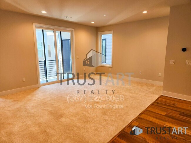 Building Photo - 3150 Parkview Walk