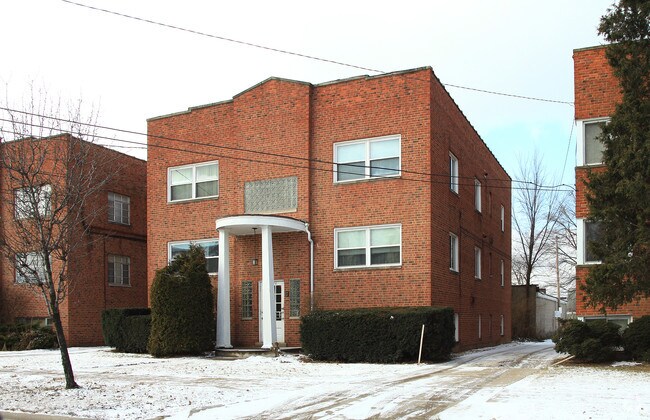 Building Photo - 5228 Lee Rd
