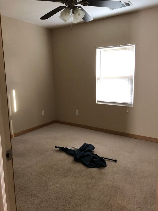 Building Photo - Beautiful 3 beds 2 baths in Loveland