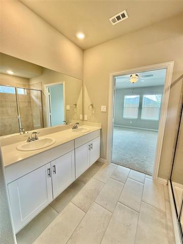 Building Photo - 2104 Rannoch St