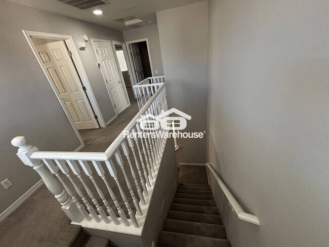 Building Photo - North Phoenix Oasis in a 3-BD Single Family House!