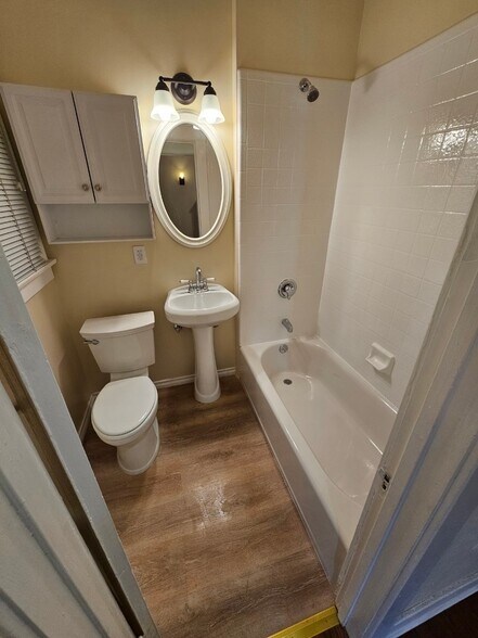 Building Photo - 1334 2nd St