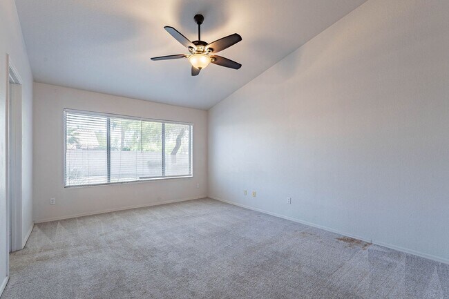 Building Photo - 5463 W Geronimo St
