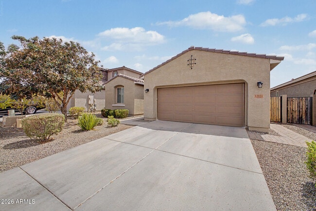 Building Photo - 12113 W Country Club Trail