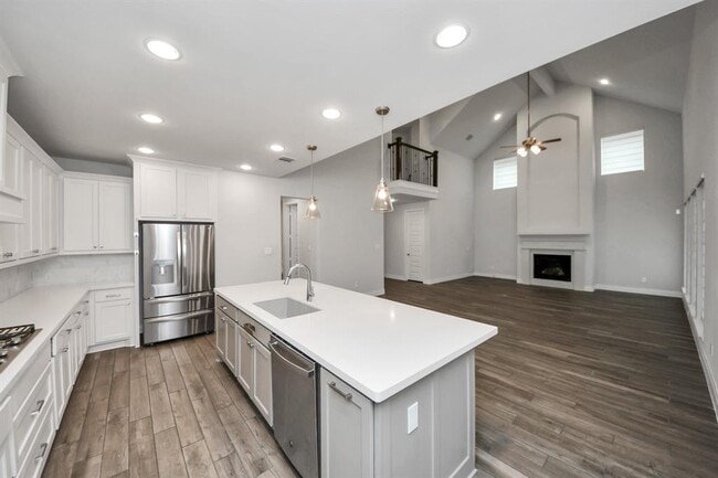 Building Photo - 28907 Ridge Valley Ct