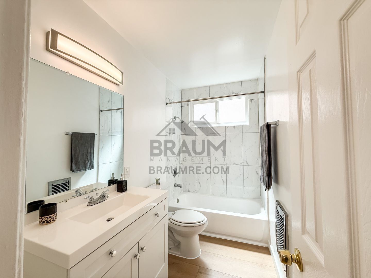 Building Photo - 5433 Sepulveda Blvd