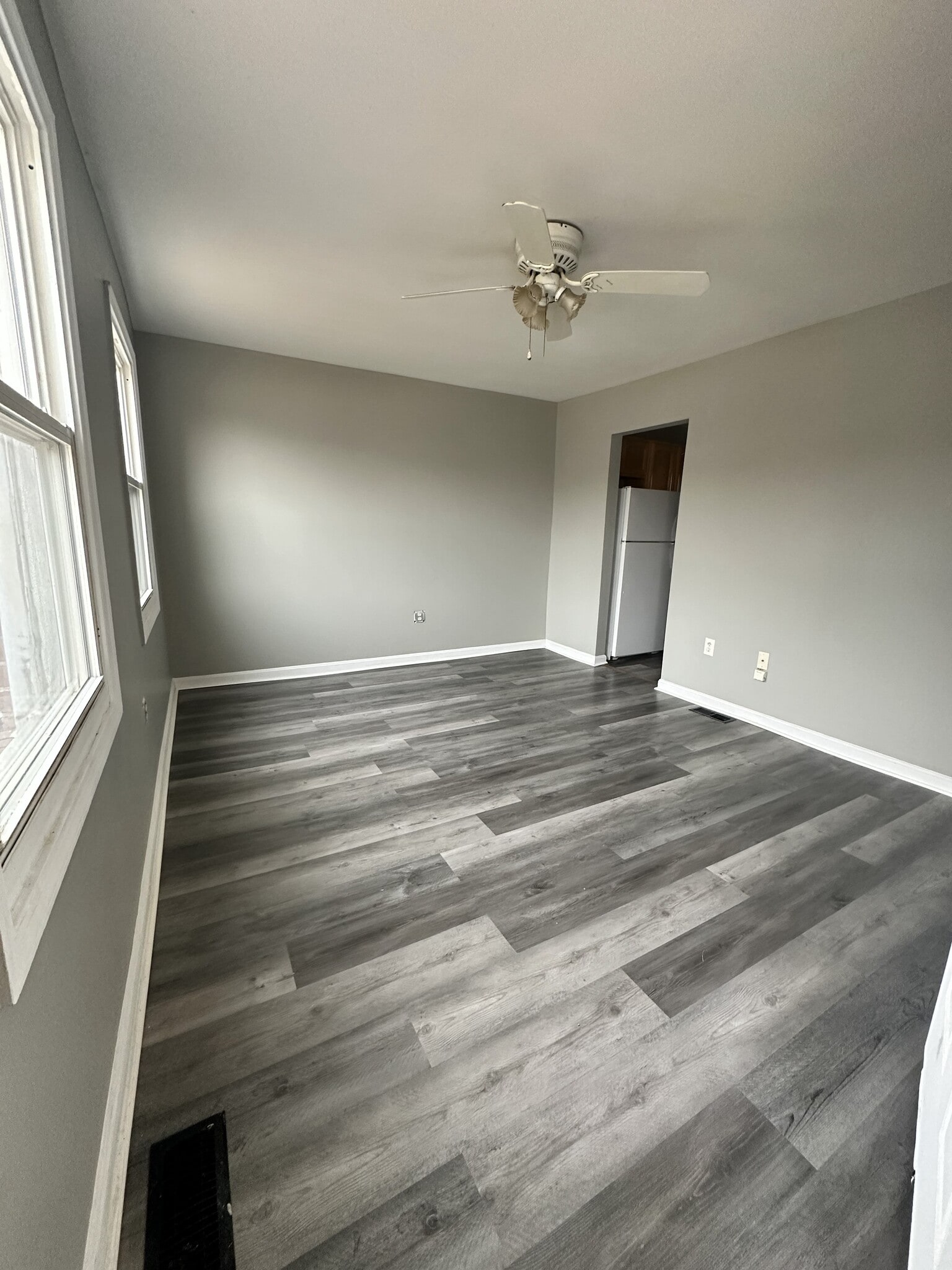 Building Photo - 3428 6th St