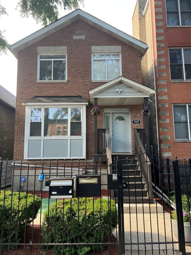 2449 W Taylor St 2449 W Taylor St Chicago IL 60612 Apartment Finder