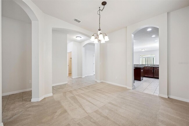 Building Photo - 1310 Oakcrest Ct