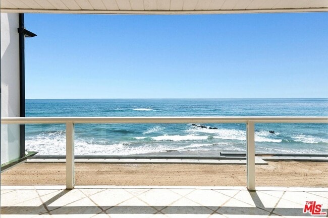 Building Photo - 11874 S Beach Club Way