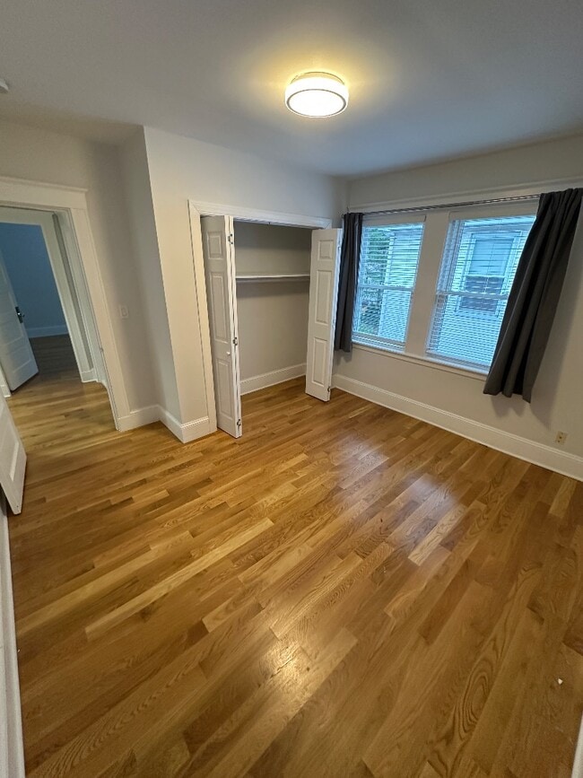 Building Photo - 151 Edinboro St