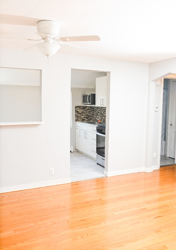 Building Photo - 1152 Romano Ave